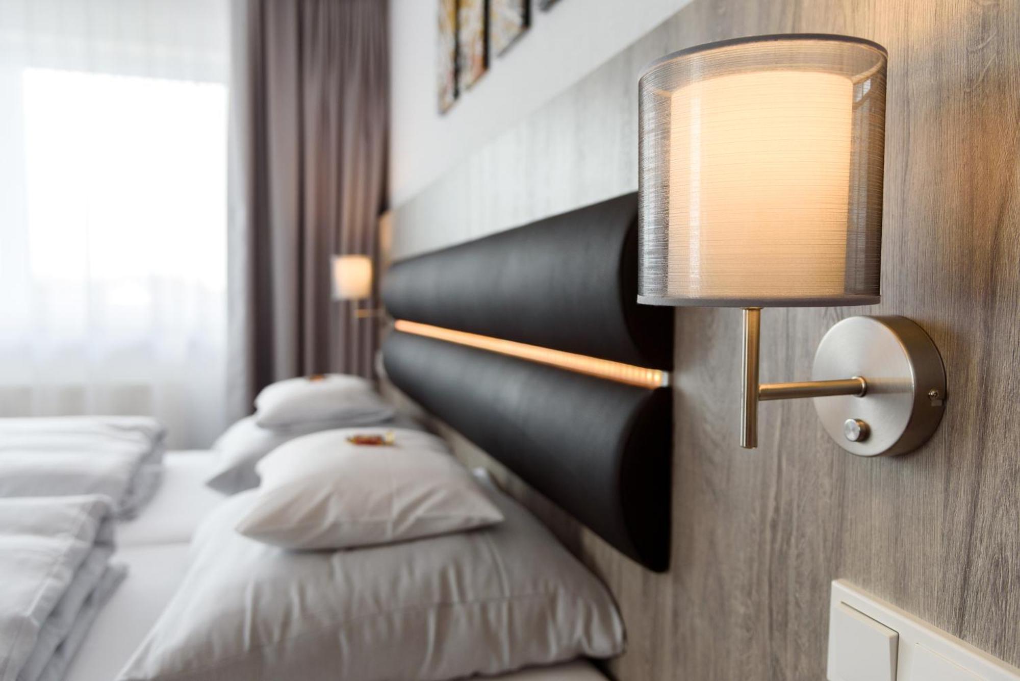 Hotel Engelhorn Лаймен Екстериор снимка