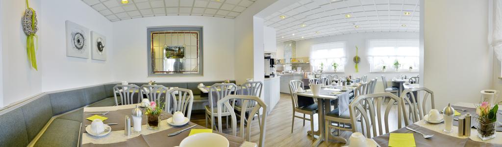 Hotel Engelhorn Лаймен Екстериор снимка