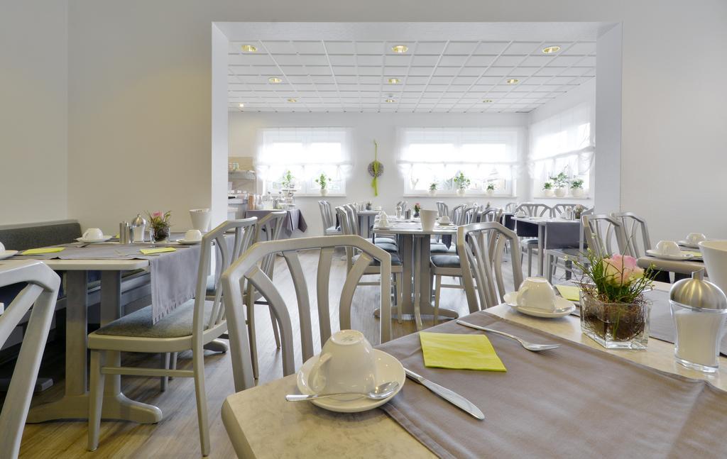 Hotel Engelhorn Лаймен Екстериор снимка